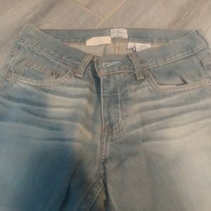 Calvin Klein Crop Jeans w/ Button Option on bottom